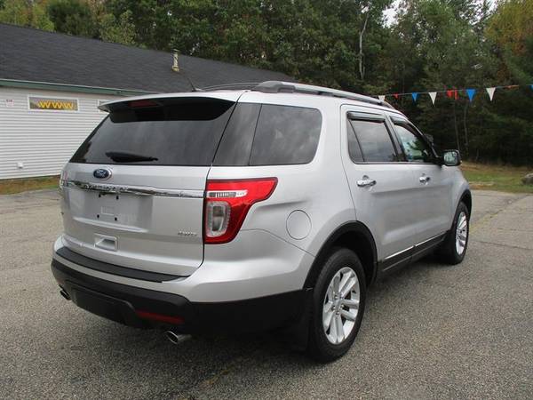 2012 Ford Explorer XLT 4WD - - by dealer - vehicle for sale in Somersworth , NH – photo 5