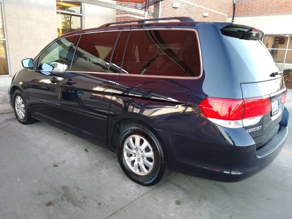 2008 Honda Odyssey EX-L with DVD and Remote Starter - Low Miles for sale in Frisco, TX – photo 3