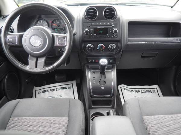 2012 Jeep Compass 4X4 Auto Air Full Power Moonroof 1-Owner for sale in West Warwick, RI – photo 10
