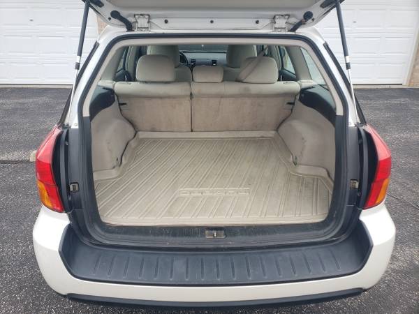 2006 Subaru Outback for sale in Combined Locks, WI – photo 10