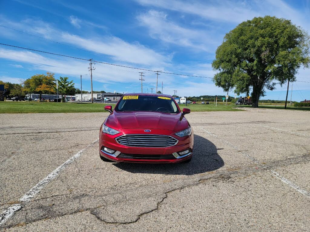 2017 Ford Fusion SE for sale in Fort Atkinson, WI – photo 3
