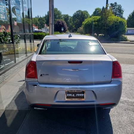 2015 Chrysler 300 Limited - - by dealer - vehicle for sale in Auburn, WA – photo 5