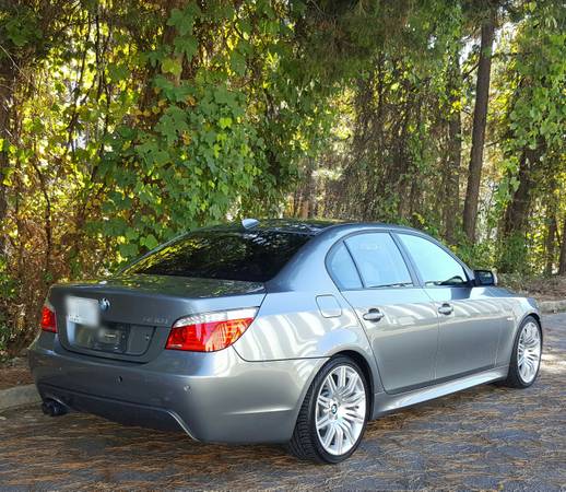 Space Gray 2008 BMW 550i M Sport // Nav // 112K // Records for sale in Raleigh, NC – photo 6
