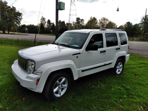 2010 JEEP LIBERTY LIMITED, 4x4, 2nd OWNER, LEATHER, LOADED, NICE!! for sale in Mount Morris, MI