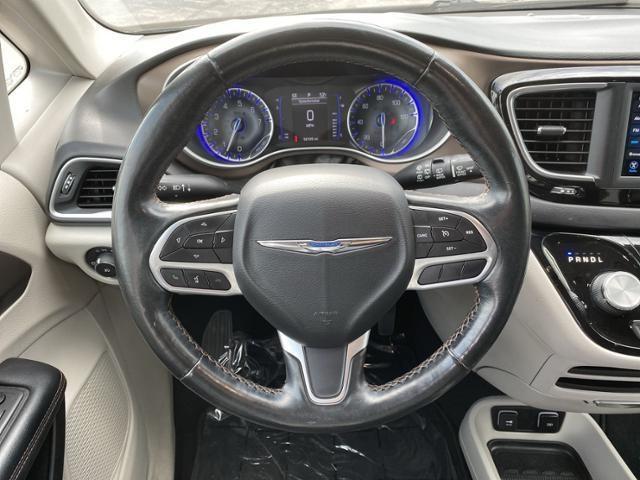 2019 Chrysler Pacifica Touring-L for sale in KANSAS CITY, KS – photo 28