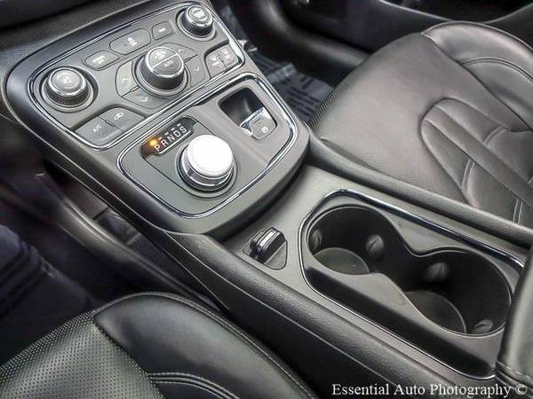 2015 Chrysler 200 sedan S - Red for sale in Homewood, IL – photo 19