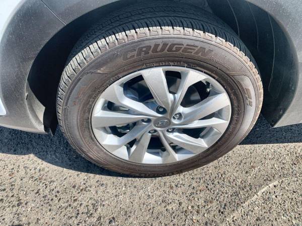 2019 Hyundai Tucson SE FWD - - by dealer - vehicle for sale in Farmington, NM – photo 2