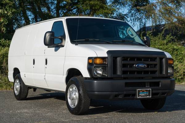 2014 FORD ECONOLINE E150 - CERTIFIED ONE OWNER - CLEAN CARFAX REPORT! for sale in Neptune, NJ – photo 8