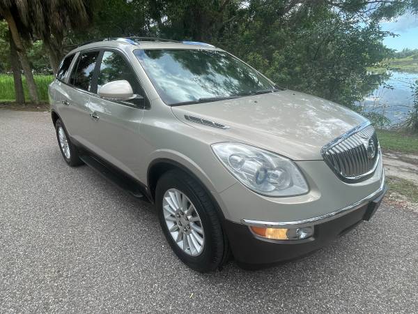 2009 Buick Enclave CXL V6 FWD 3rd Row seat back up camera NICE CAR for sale in Fort Myers, FL – photo 2