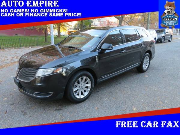 2013 Lincoln MKT Town Car Livery Runs & Looks Like New! - cars & for sale in Brooklyn, NY