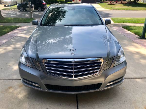 BEAUTIFUL 2013 MERCEDES E350 4MATIC, LIKE NEW! SUPER CLEAN! for sale in Hamtramck, IN – photo 2