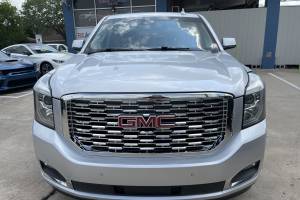 2018 GMC Yukon SLT 4X4 - - by dealer - vehicle for sale in Other, FL – photo 2
