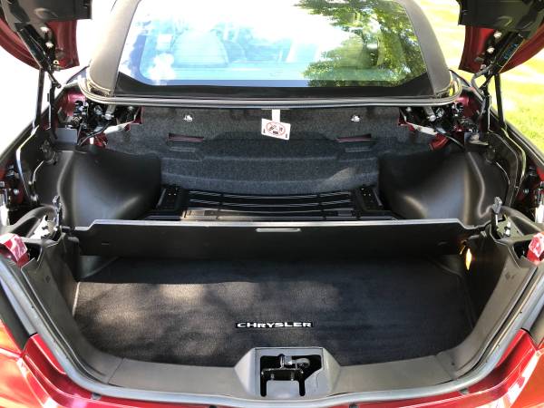 2011 Chrysler 200 Touring 2D Convertible Only 19K Miles & Clean for sale in Troutdale, OR – photo 23