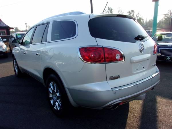 2011 BUICK ENCLAVE CXL - - by dealer - vehicle for sale in Milwaukie, OR – photo 2