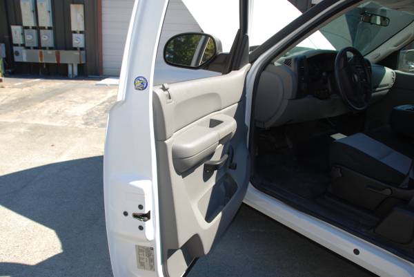 2009 Chevrolet 1500 EXT Cab, 41,000 miles white tool box 2WD - cars... for sale in Morrisville, VA – photo 15