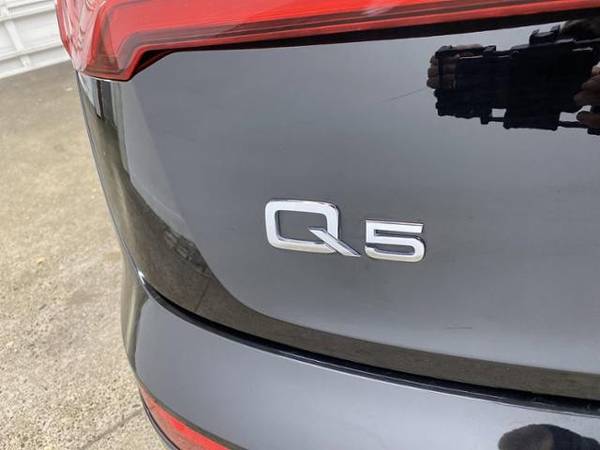 2020 Audi Q5 AWD All Wheel Drive Premium 45 TFSI quattro SUV - cars for sale in Portland, OR – photo 11
