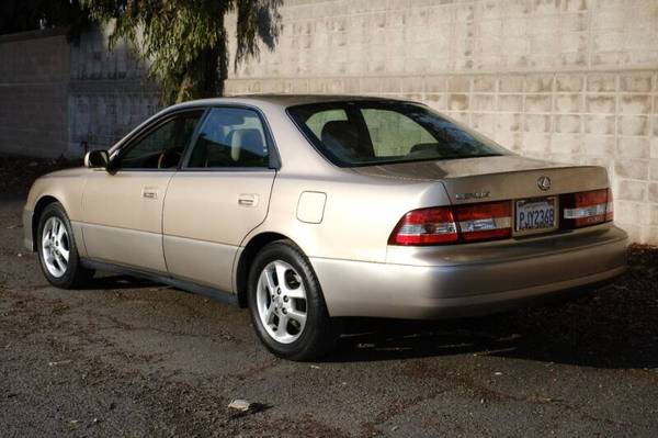 2001 Lexus ES ES300 Sedan 1 OWNER 97k low miles Super Clean - cars & for sale in Sunnyvale, CA – photo 4