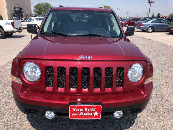 2012 Jeep Patriot Latitude 4x4, Tow Pkg.,Heated Seats! ONLY 119K... for sale in MONTROSE, CO – photo 2