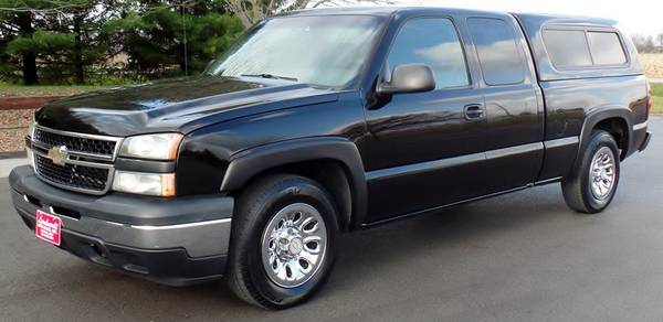 2006 Chevy Silverado 1500 - Extended Cab - V8 - Leer Cap - cars &... for sale in BUCYRUS, OH