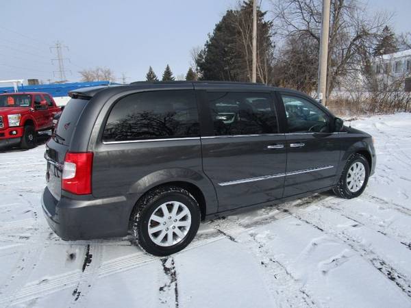 2016 Chrysler Town Country Touring - - by dealer for sale in Hales Corners, WI – photo 5