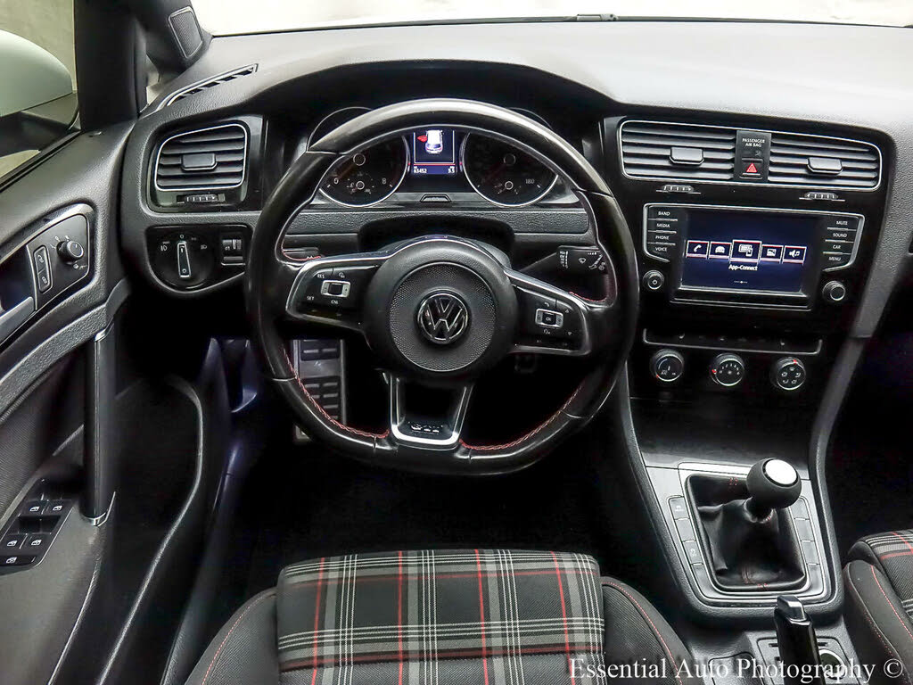 2017 Volkswagen Golf GTI 2.0T S 4-Door FWD for sale in Lemont, IL – photo 15