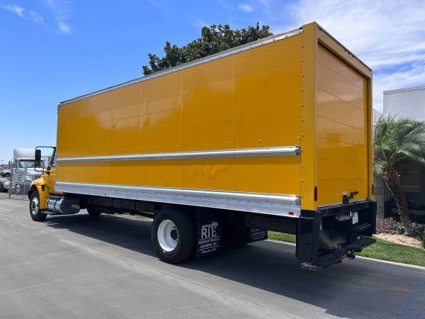 2018 International 4300 26 Box Truck Cummins Automatic CARB for sale in Riverside, CA – photo 4