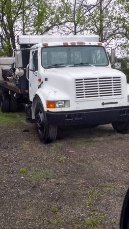 C6500-International Trucks for sale in Walled Lake, MI – photo 7