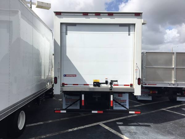 2018 Isuzu NPR XD, 16ft referigerated box truck. Mike for sale in Pompano Beach, FL – photo 4