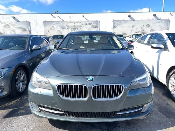 2011 BMW 5 Series 528i Sedan - - by dealer - vehicle for sale in Columbus, OH – photo 2