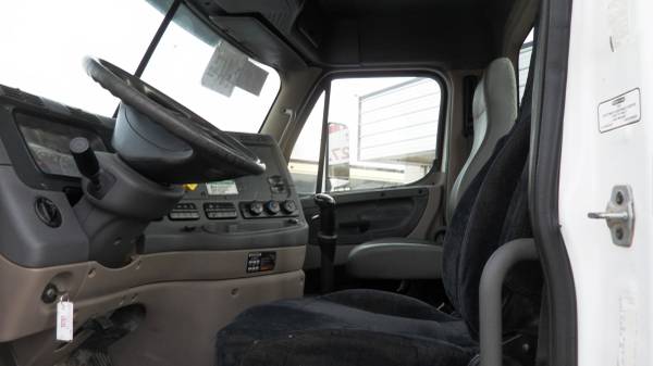 2012 Freightliner Day Cabs - cars & trucks - by dealer - vehicle... for sale in SAN ANGELO, TX – photo 7