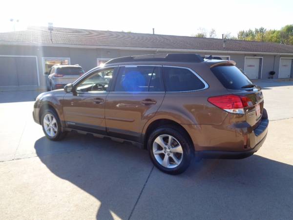 2013 Subaru Outback 2.5i Limited for sale in Marion, IA – photo 8
