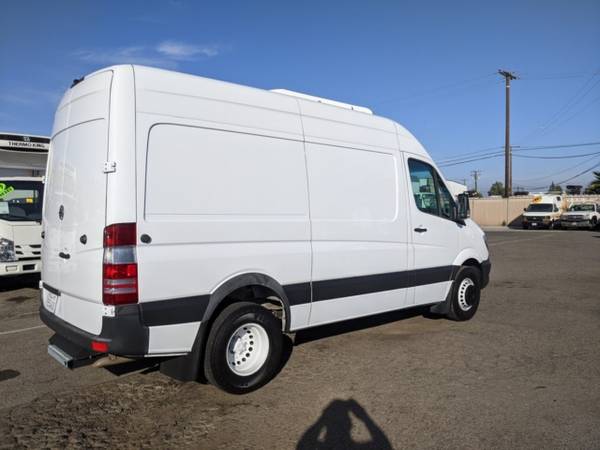 2016 FREIGHTLINER Sprinter Cargo Vans High Roof Refrigeration Reefer... for sale in Fountain Valley, CA – photo 2