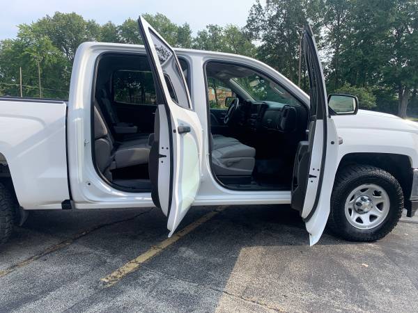 2018 Chevy Silverado Crew Cab 4x4 for sale in Struthers, OH – photo 11