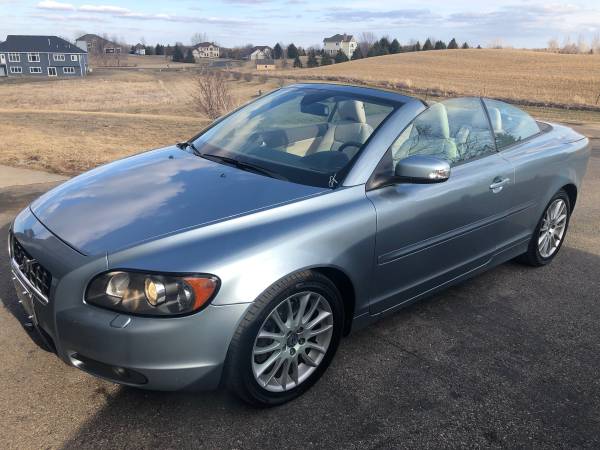 Volvo C70 T5 Hardtop Convertible! Immaculate Condition!! New Tires! for sale in Shakopee, MN