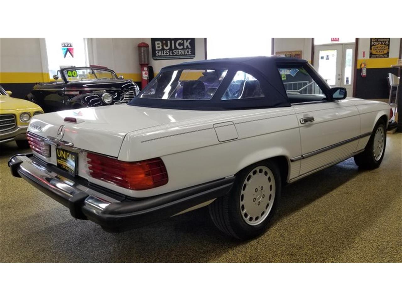 1989 Mercedes-Benz 560 for sale in Mankato, MN – photo 11