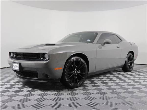 2018 Dodge Challenger SXT - coupe for sale in Burien, WA