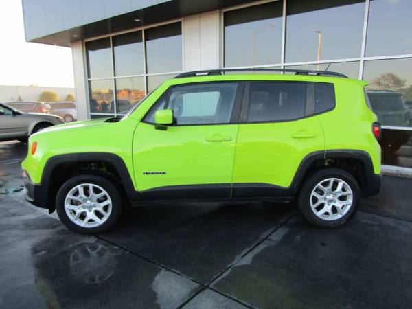 2017 *Jeep* *Renegade* *Latitude 4x4* - cars & trucks - by dealer -... for sale in Council Bluffs, NE – photo 4