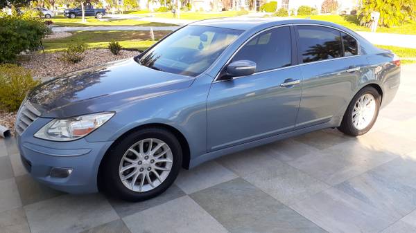 2011 Hyundai Genesis low miles excellent running condition - cars &... for sale in Port Charlotte, FL – photo 2