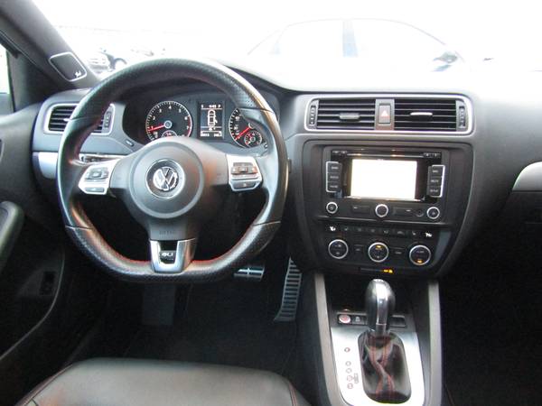 2014 VW Jetta GLI Autobahn Navigation DSG - - by for sale in Cedar Rapids, IA 52402, IA – photo 19