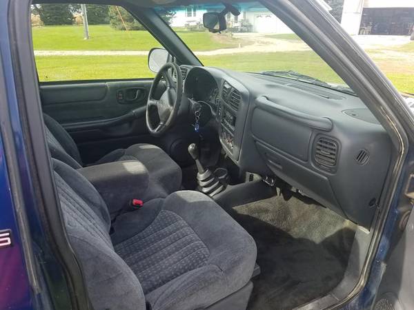 2000 Chevy S10 for sale in Gladbrook, IA – photo 4