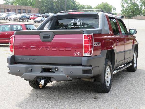 2004 Chevrolet Avalanche 1500 4WD for sale in Wyoming , MI – photo 3