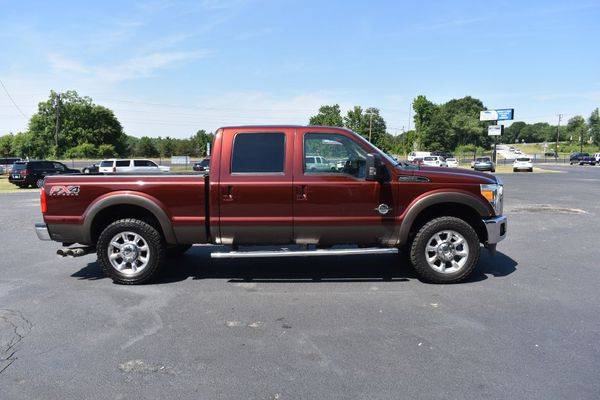 2015 FORD F250 LARIAT 4X4 CREW CAB SUPER DUTY - EZ FINANCING! FAST... for sale in Greenville, SC – photo 3