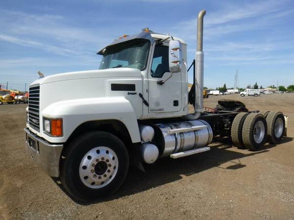 2018 Mack Pinnacle T/A Truck Tractor - cars & trucks - by dealer -... for sale in Sacramento, NV