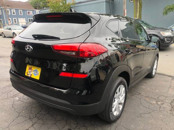 Don't Miss Out on Our 2019 Hyundai Tucson SE AWD with only 11,910 Mile for sale in Chelsea, MA – photo 7