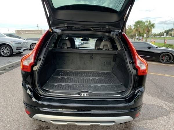 2017 Volvo XC60 T6 Dynamic for sale in Metairie, LA – photo 12