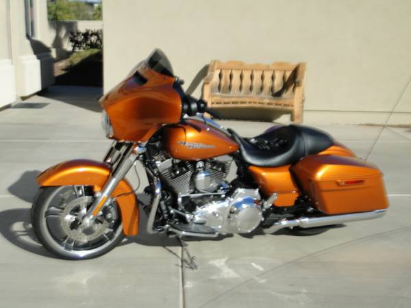 2016 harley limited edt 430 mi mint sell or trade ? for sale in Glendale, AZ