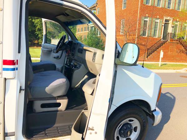 2001 Chevy express Box van No problems runs and drives excellent for sale in Derwood, District Of Columbia – photo 10