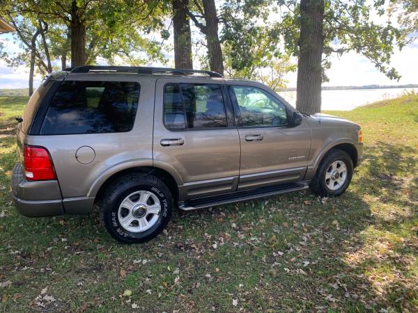 2002 Ford Explorer Limited 4x4 for sale in Ashby, ND – photo 2