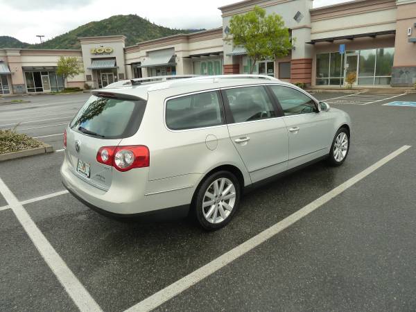2010 VW Passat Komfort Wagon for sale in Cave Junction, OR