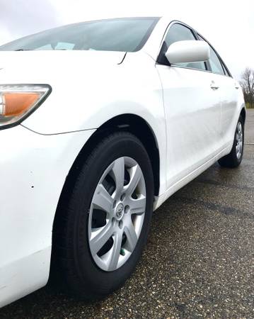 2011 Toyota Camry LE Sedan 4D - cars & trucks - by owner - vehicle... for sale in Rochester, MI – photo 12
